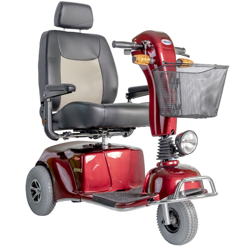 Pioneer 9 DLX HD 3-Wheel Scooter Pioneer 9 DLX HD 3-Wheel Scooter